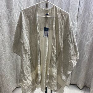 Universal Thread Cream and Gary Open-Front Blouse